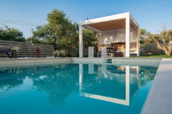 private pool villa tsilivi zakynthos